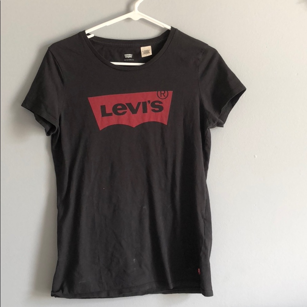 Tee shirt